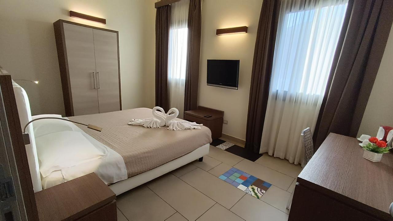Hotel Don Giovanni Авола Экстерьер фото